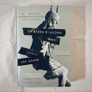 Thirteen Reasons Why by Jay Asher Drama Psychological Thriller Softcover Book